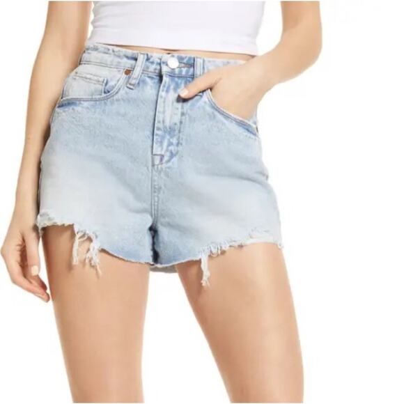 Blank NYC | Women | The Essex Distressed Classic Cut-Off Shorts | SIze 28 - Picture 9 of 10